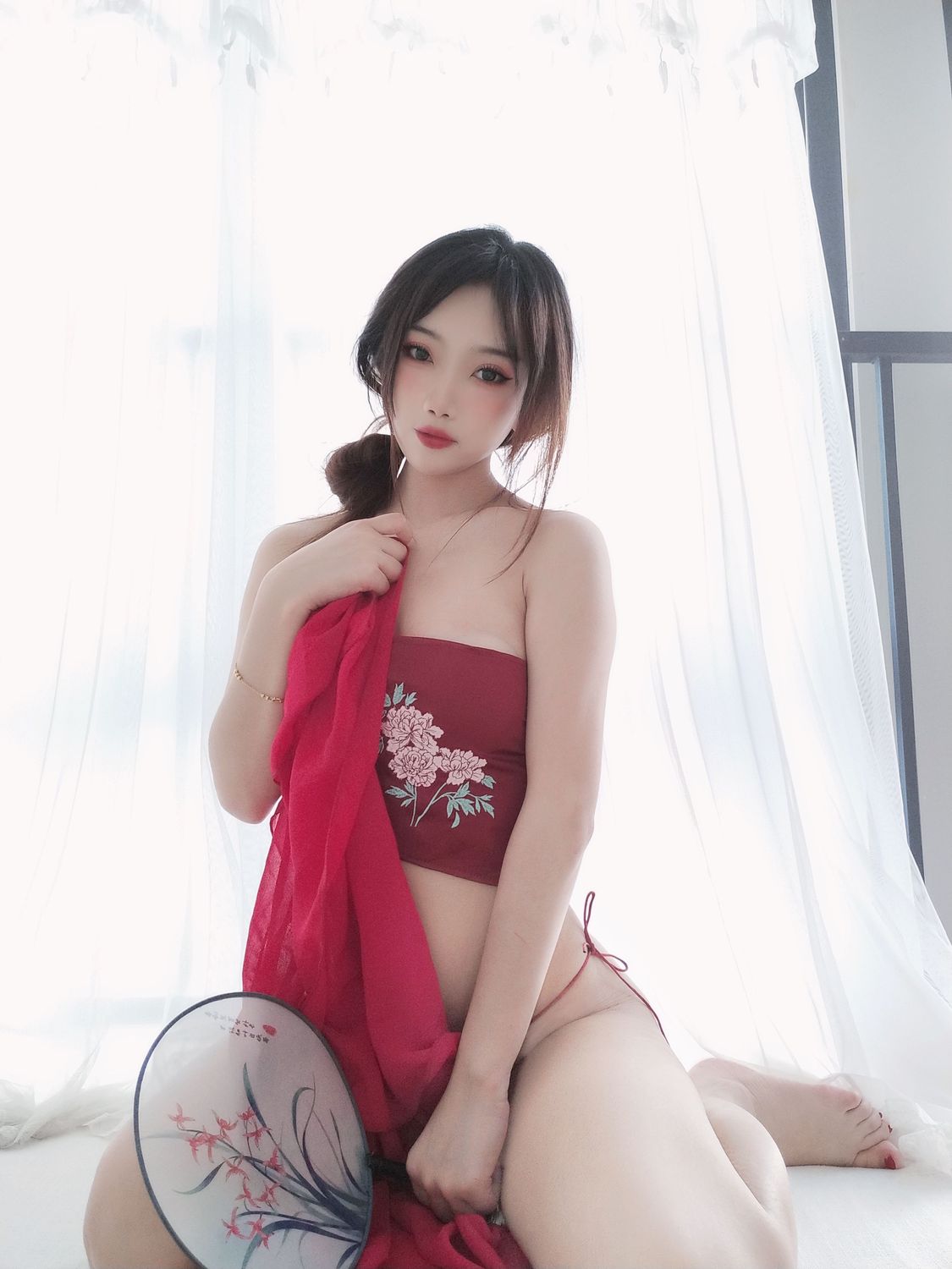 图片[17]-No.042-情趣红肚兜 [30P 2V]-coswz-cos王者