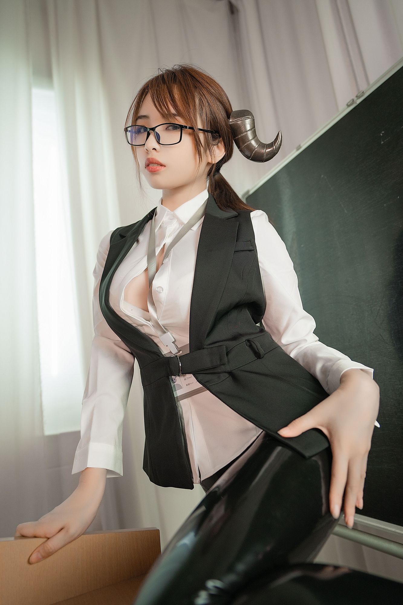 图片[6]-No.014-魅魔本全部电子档 – office devil [27P]-coswz-cos王者