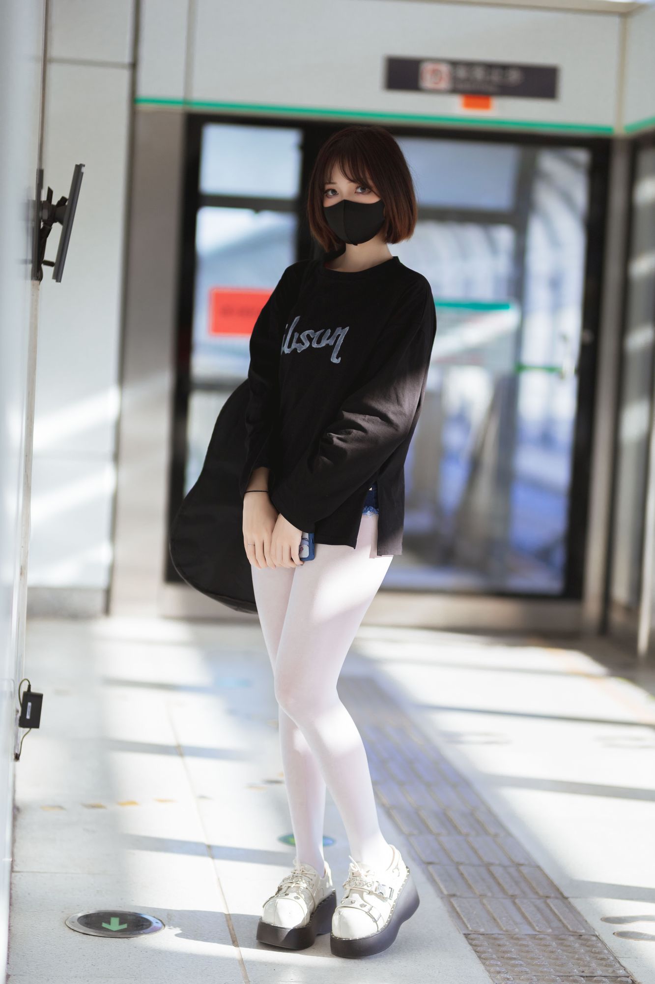 图片[22]-No.004-升玖老师 地铁吉他 [26P]-coswz-cos王者