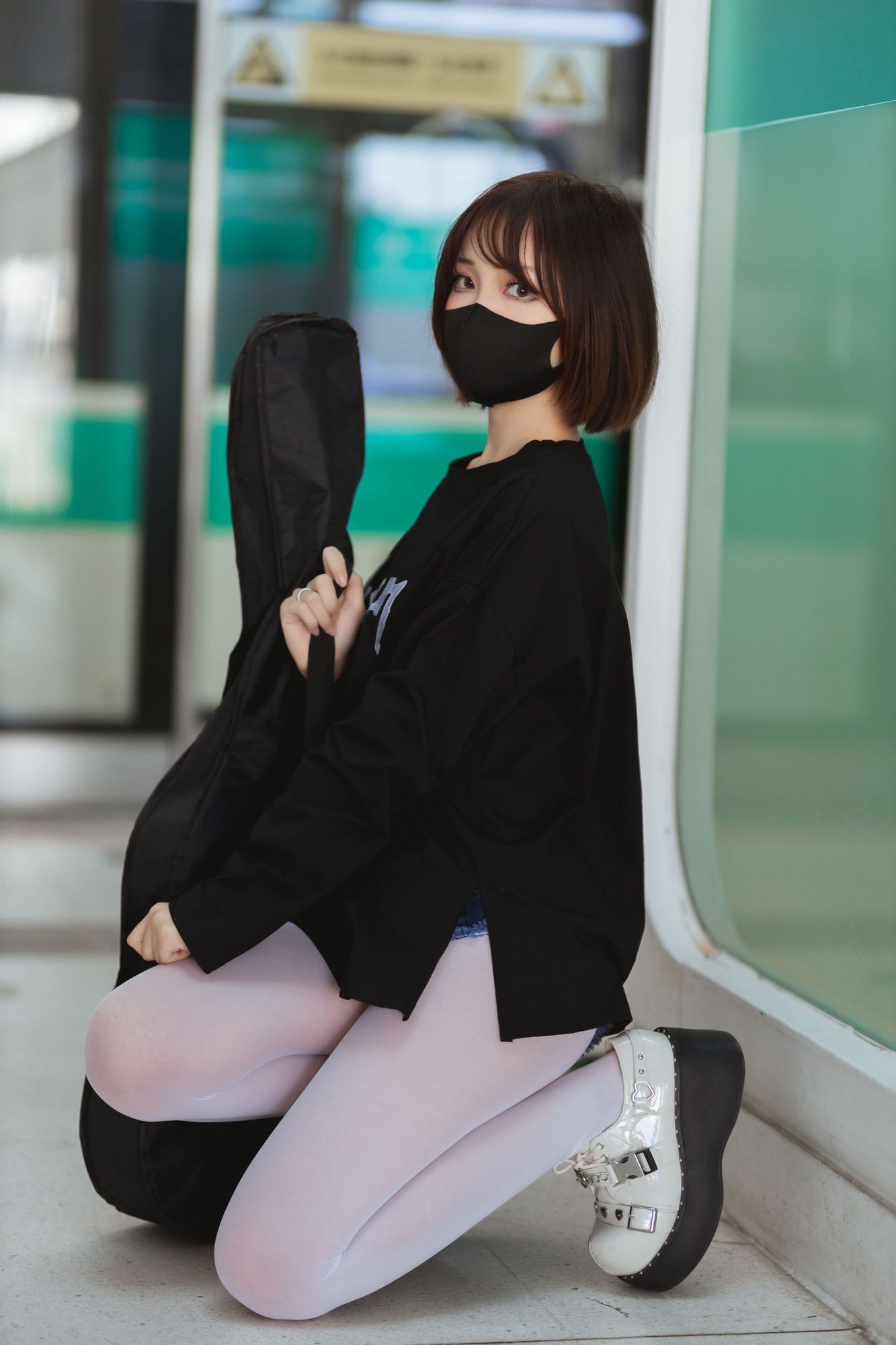 图片[16]-No.004-升玖老师 地铁吉他 [26P]-coswz-cos王者