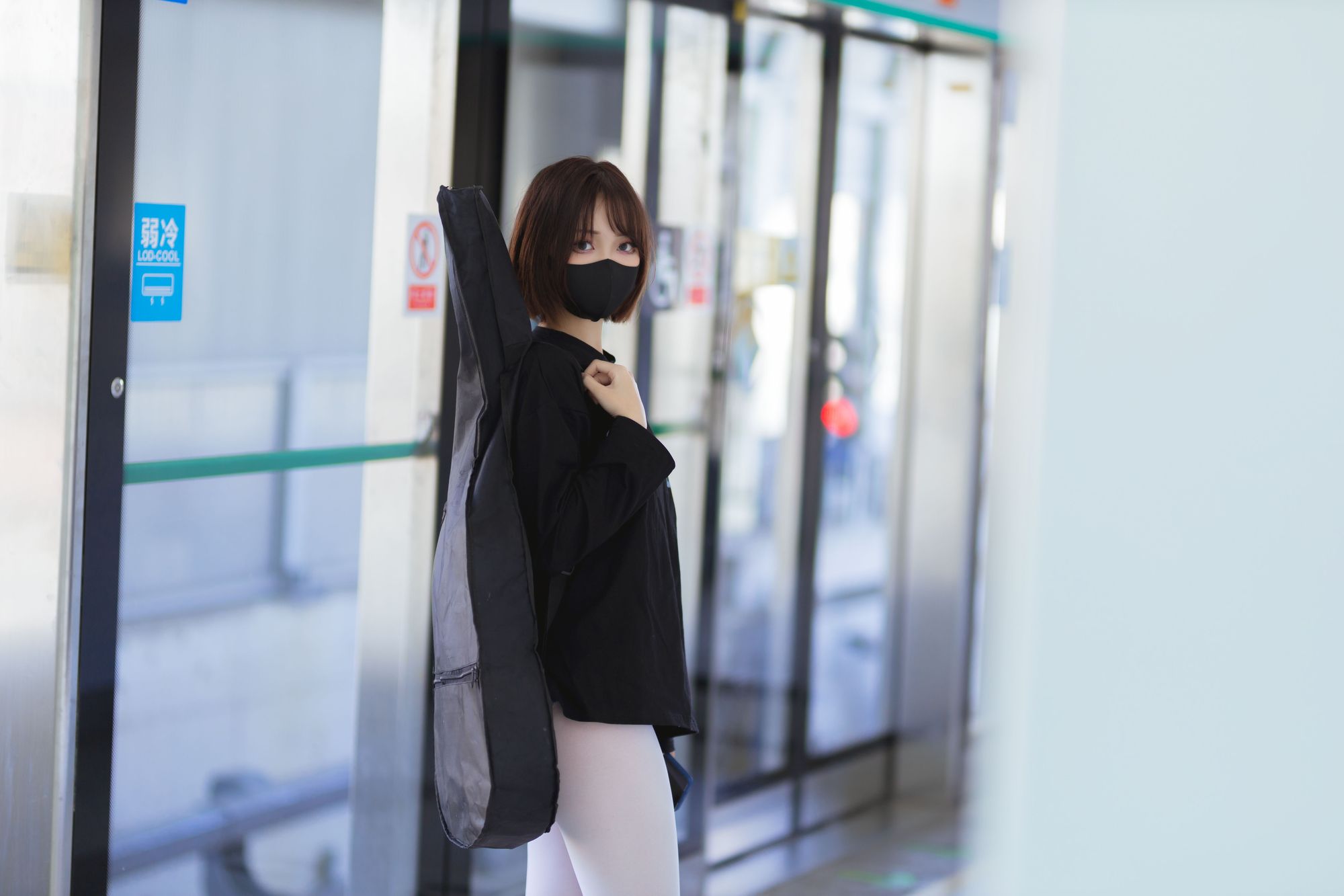 图片[7]-No.004-升玖老师 地铁吉他 [26P]-coswz-cos王者
