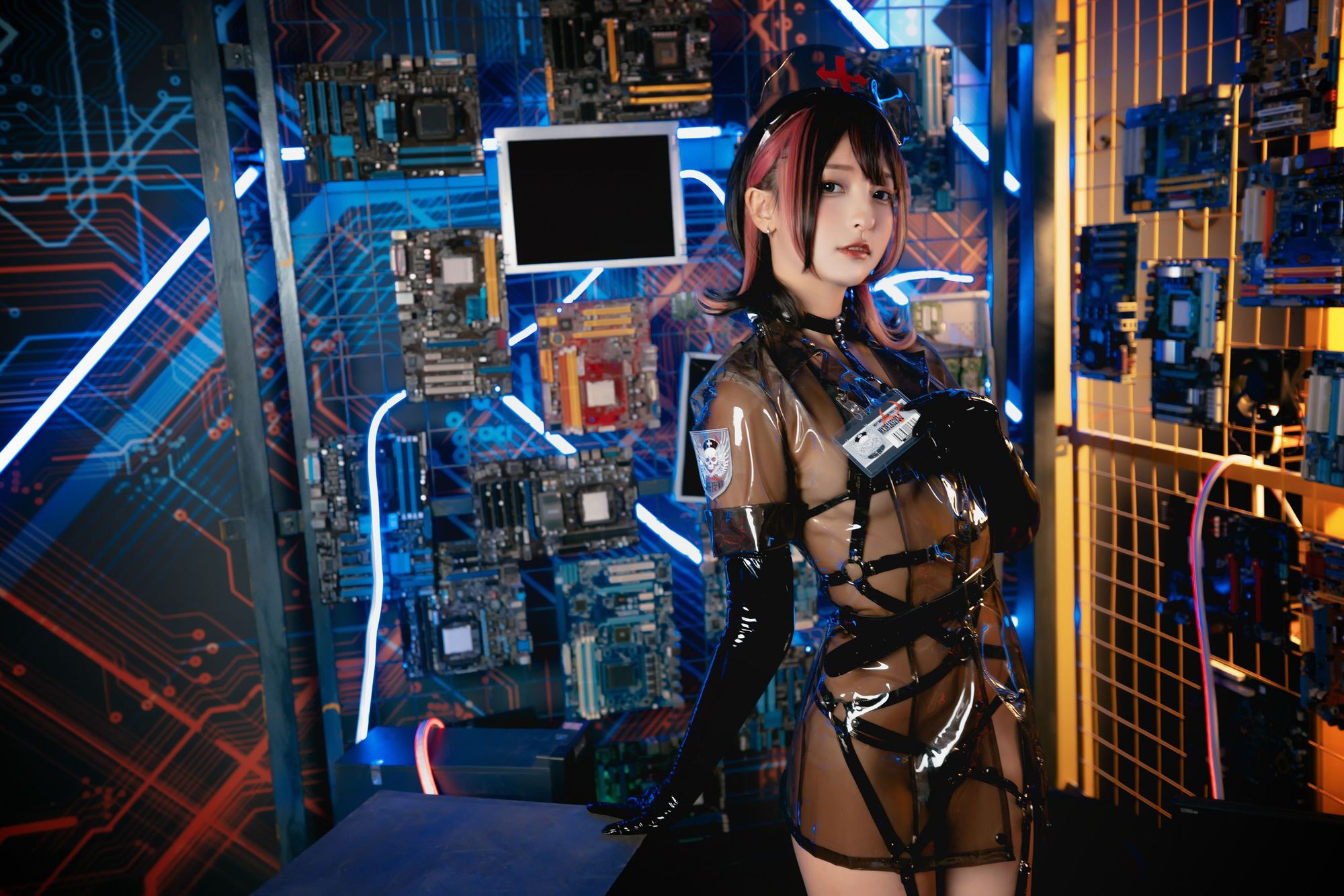 图片[1]-No.050-《無色哲学》透明黑白护士双人 [150P 3V]-coswz-cos王者