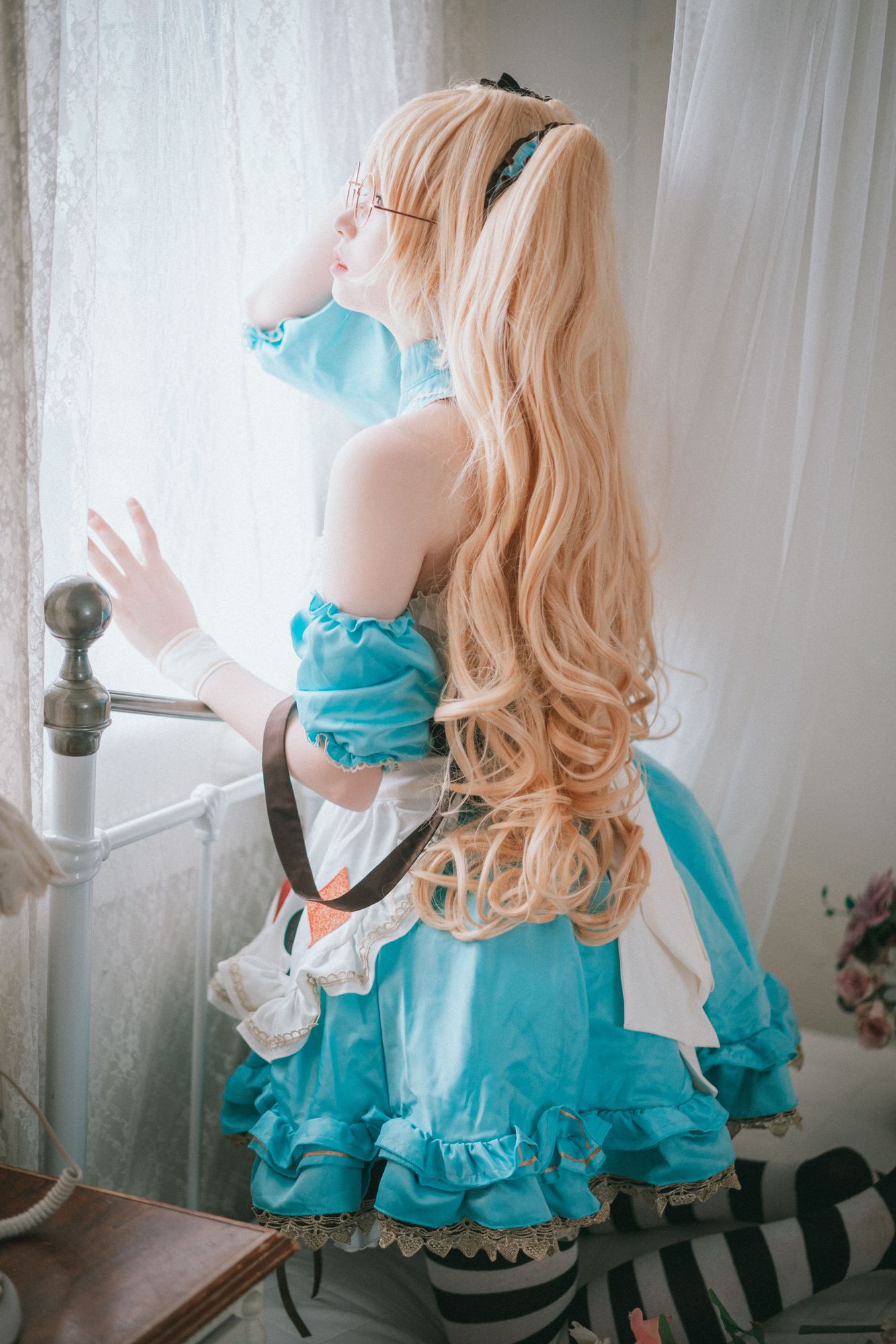 图片[24]-No.001-Alice in Glasses [49P]-coswz-cos王者