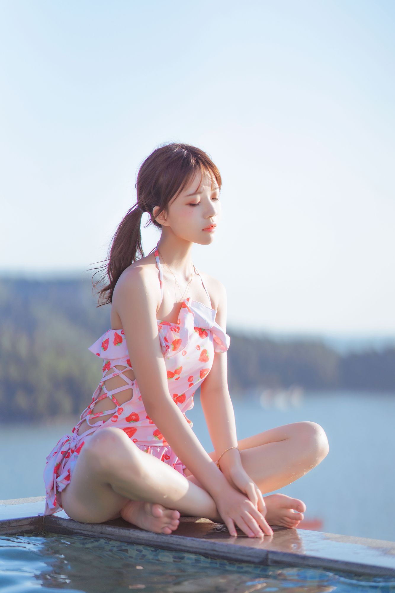 图片[6]-No.144-甜甜×4 – 草莓泳衣 [17P]-coswz-cos王者