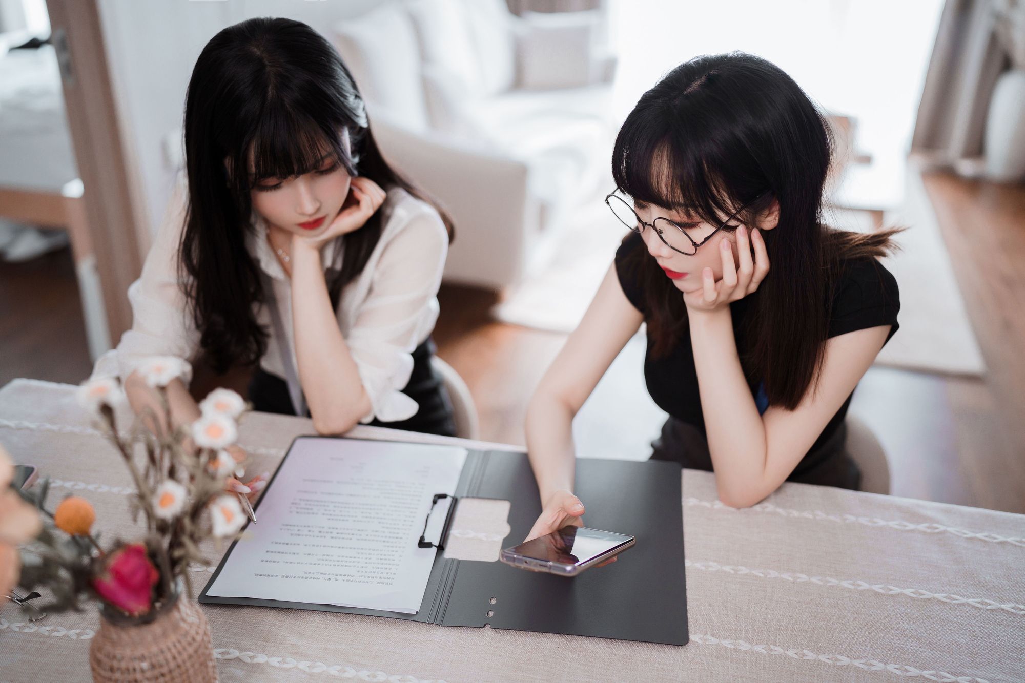 图片[6]-No.113-黑丝ol制服双人&凉凉子 – OL百合篇 [41P]-coswz-cos王者