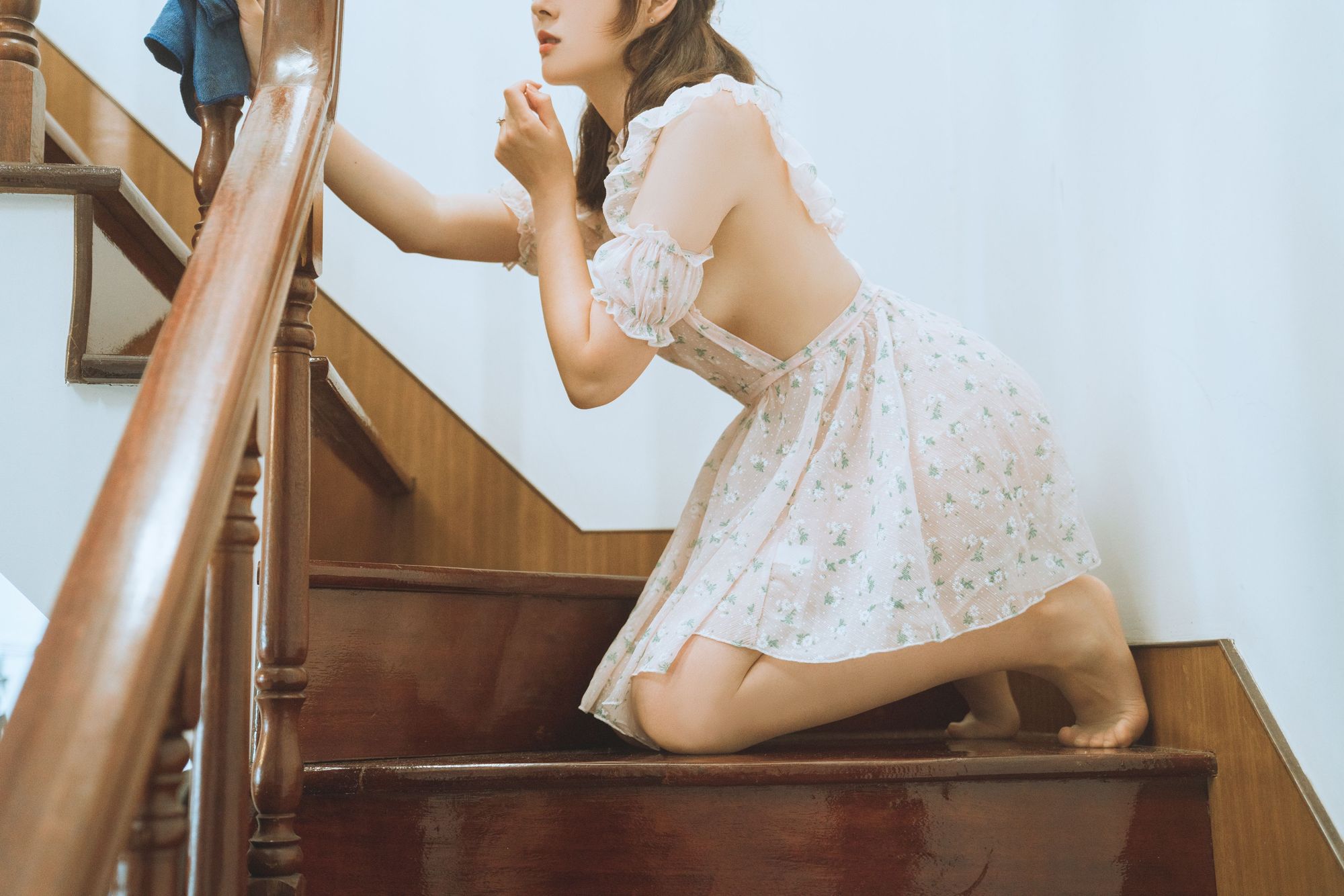 图片[12]-No.073 – 碎花围裙 [21P]-coswz-cos王者