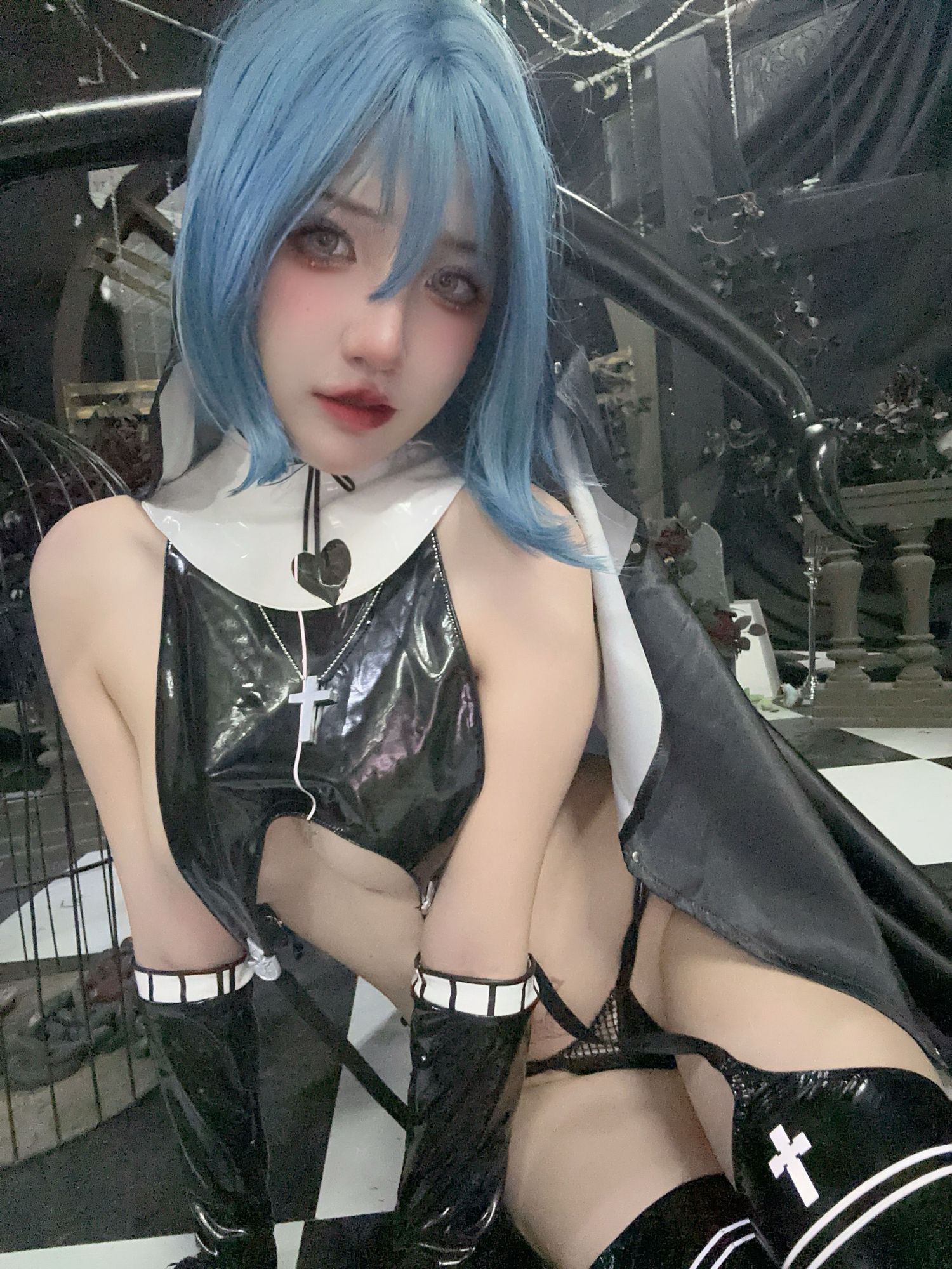 图片[5]-No.028 – 蓝羽毛w魅魔 [95P 5V]-coswz-cos王者