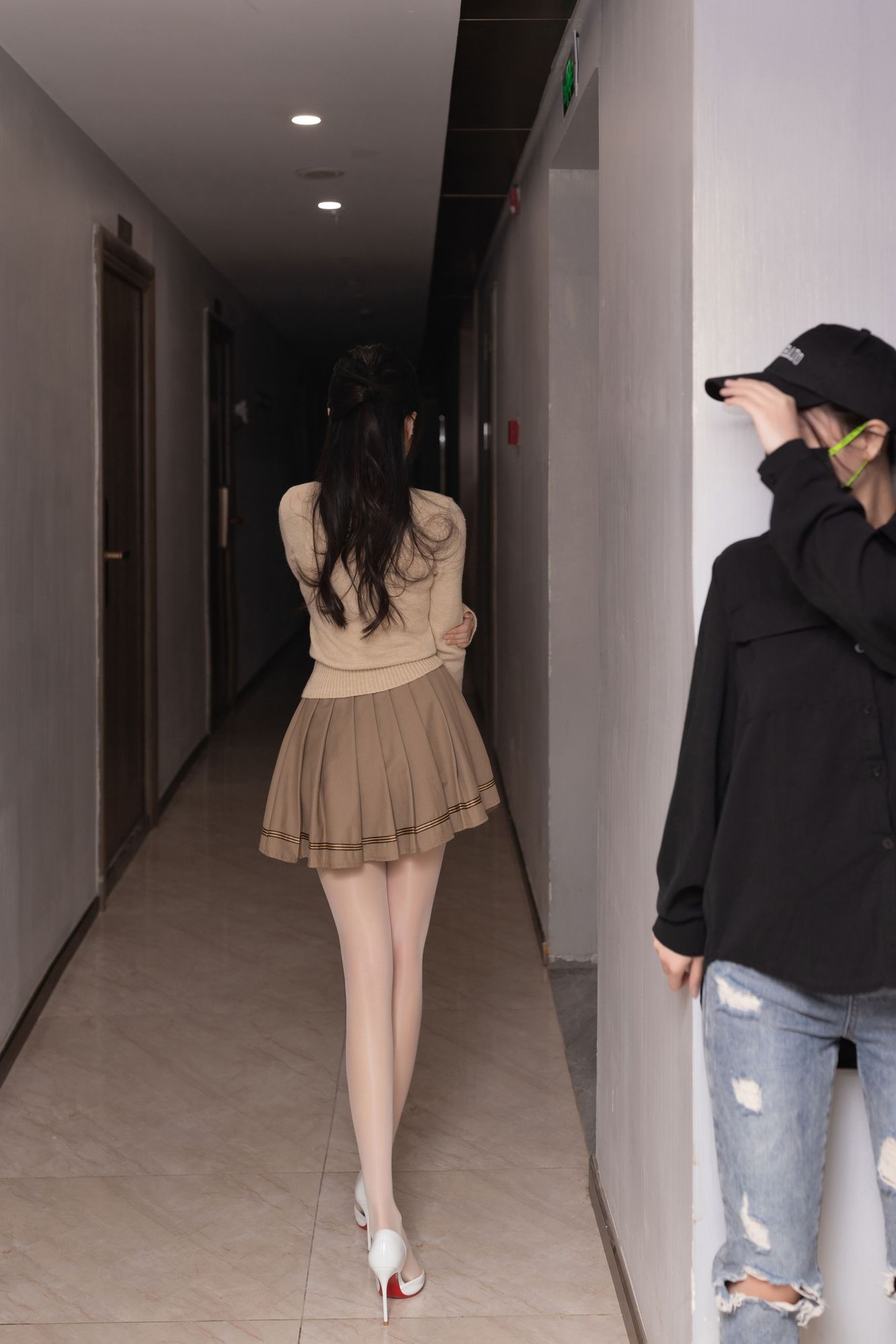 图片[2]-No.179 – 跟踪狂 [120P]-coswz-cos王者