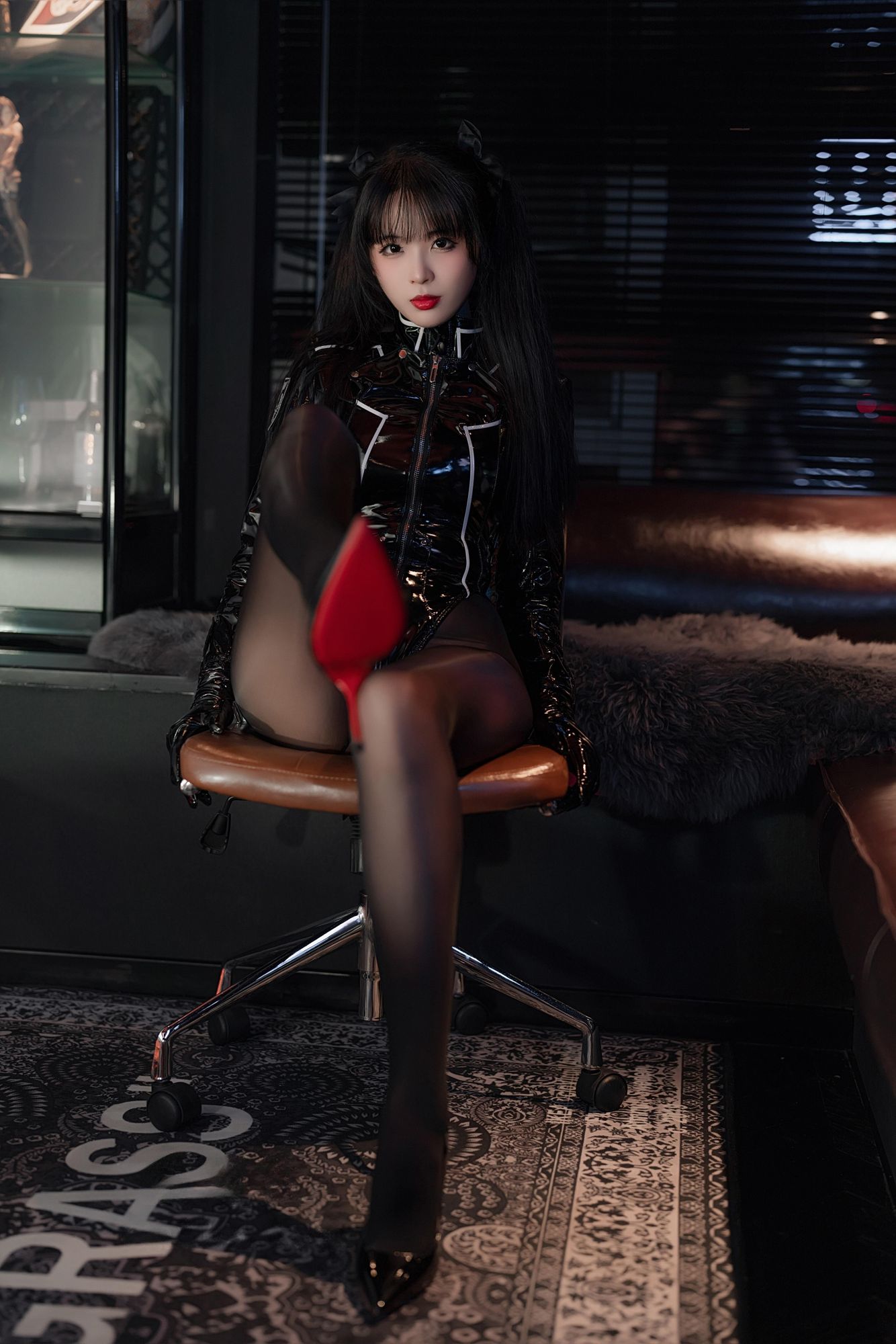 图片[5]-No.074 – 黑丝通讯官 [60P]-coswz-cos王者