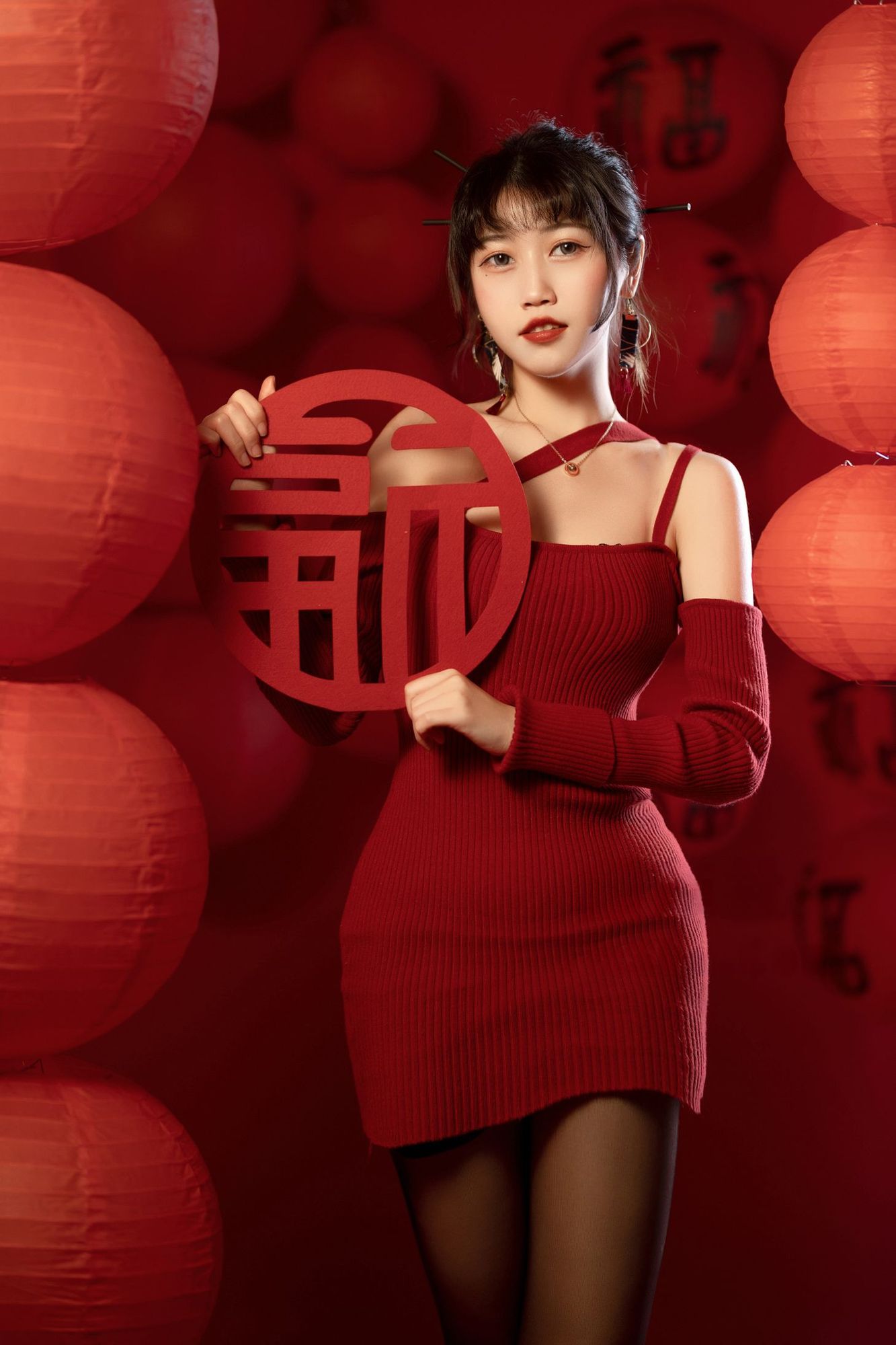 图片[1]-No.080 – 新年 [21P]-coswz-cos王者