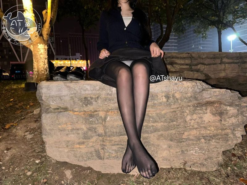 No.089 – 户外露出五指黑丝 [38P]-coswz-cos王者