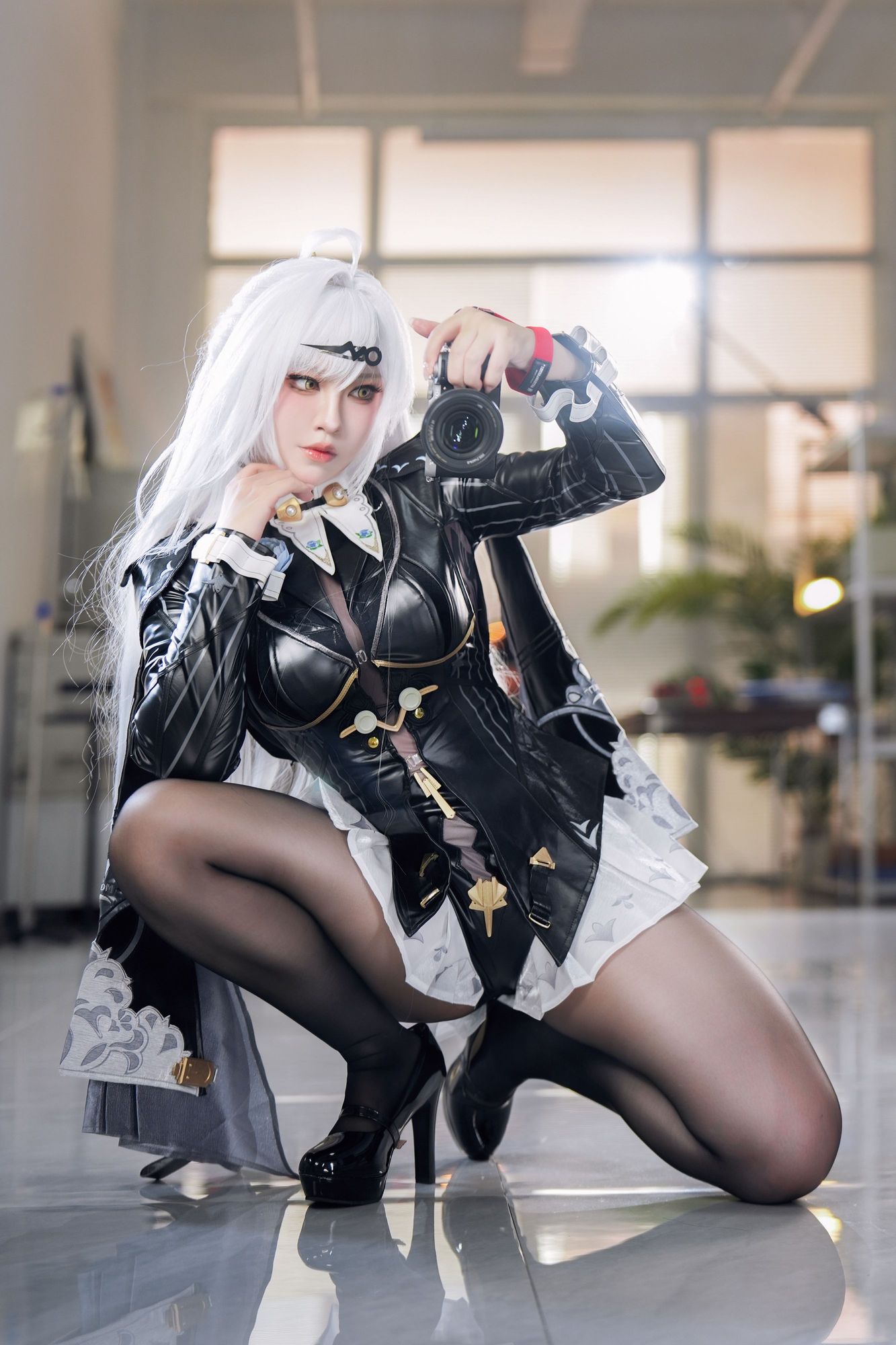 图片[1]-No.089 – 绝区零 仪玄师匠 [51P 4V]-coswz-cos王者