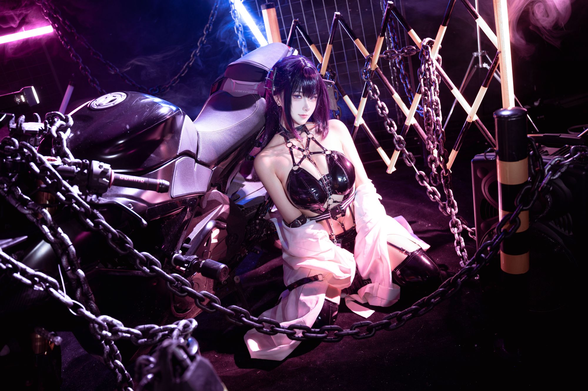 图片[1]-No.052 – Nikke胜利女神 米哈拉 [10P]-coswz-cos王者