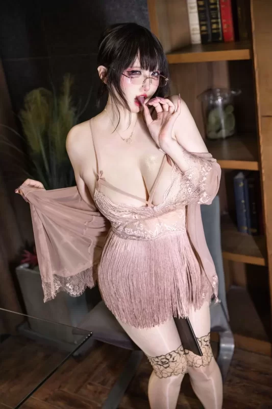 No.008 - 裸色女上司 [41P 1V]-coswz-cos王者