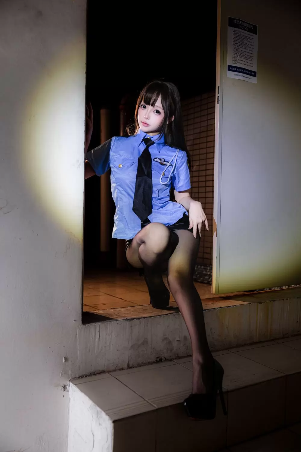 图片[5]-No.241 – 楼道保安 [167P 5V]-coswz-cos王者